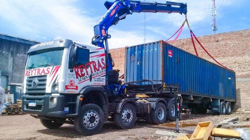 ALQUILER DE  CAMIÓN CON HIDROGRÚA DE 50 TONELAMETROS CON ARAÑA PORTA CONTENEDOR (EQ30)